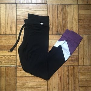 🌷 VS Pink Yoga Pants